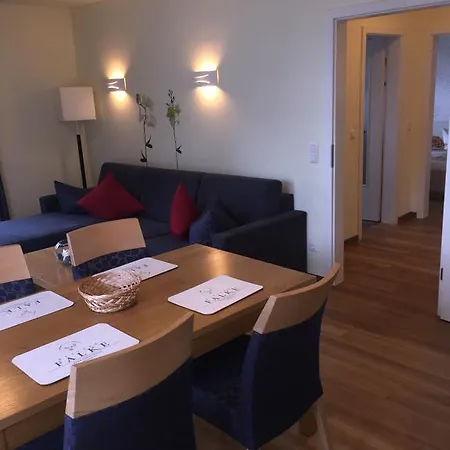 Apartamento Apartmenthaus Kleiner Falke Binz